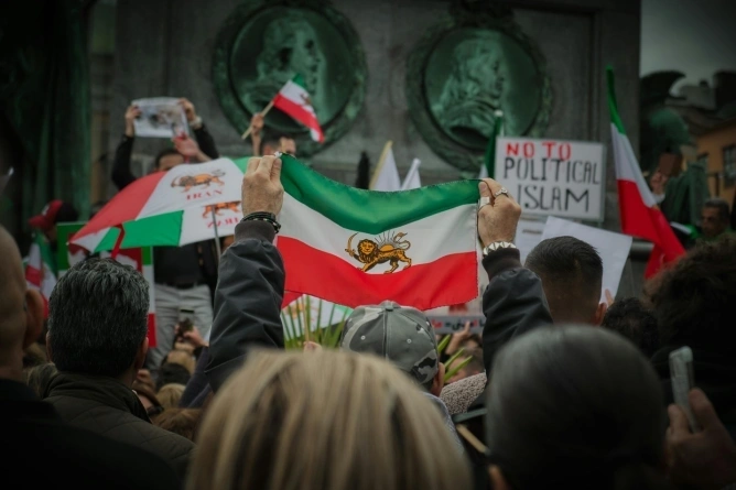 main event image